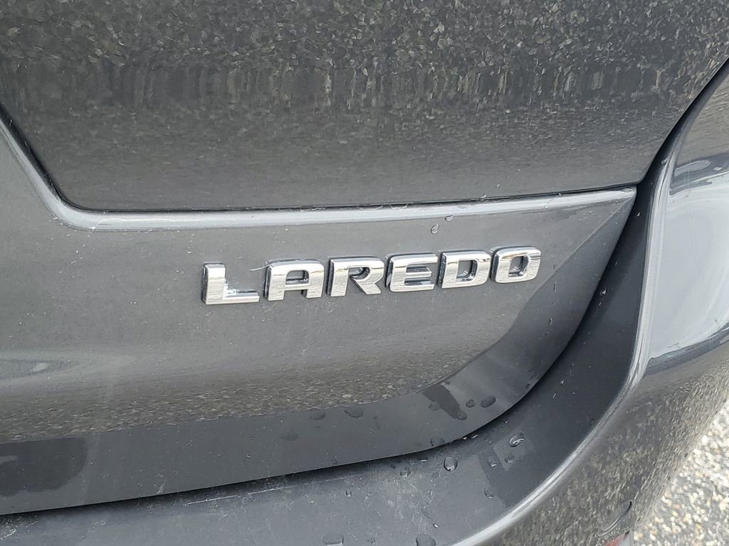 Used 2023 Jeep Grand Cherokee L Laredo image 30