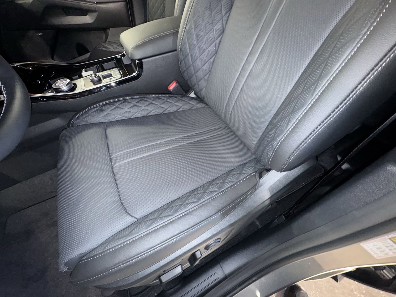 New 2026 Kia Sorento SX Prestige image 16