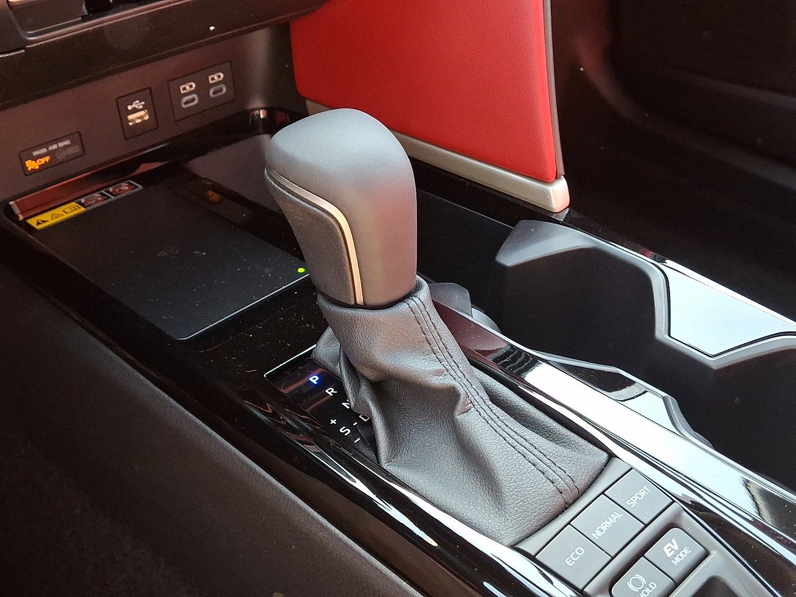 Used 2026 Toyota Camry XSE image 16