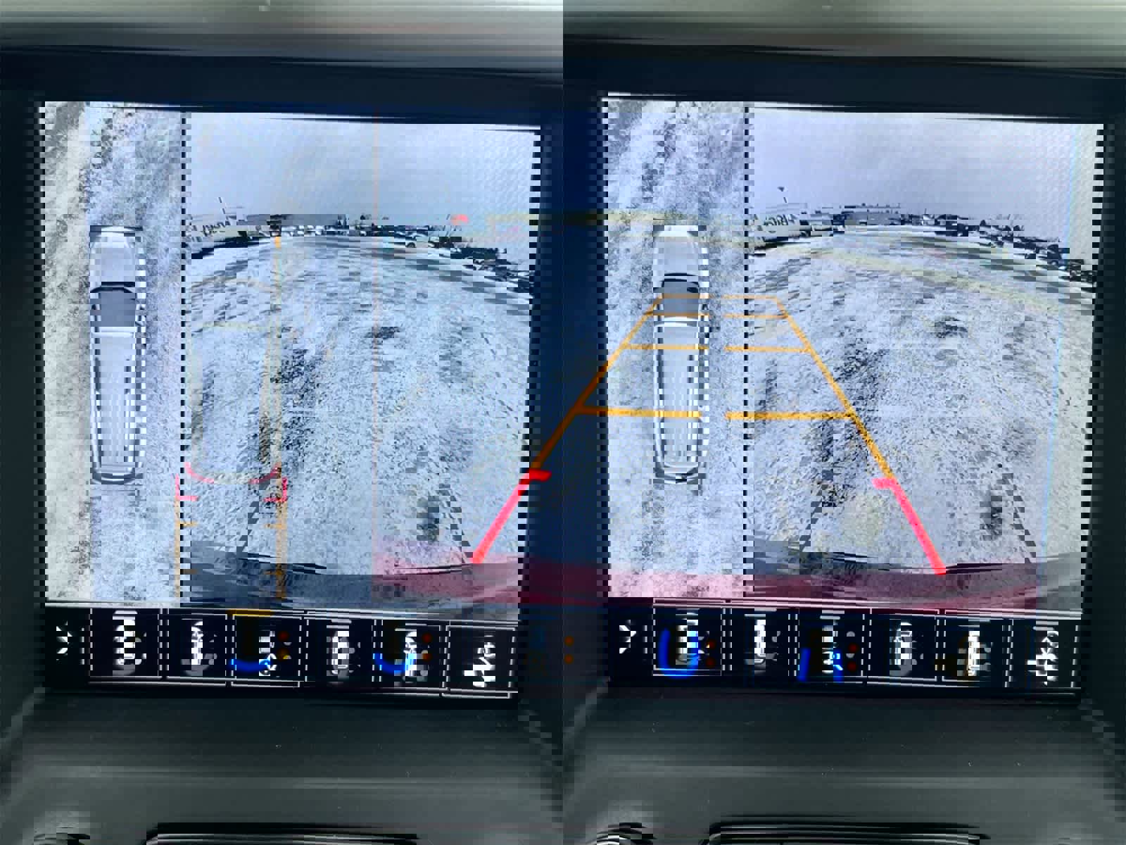 Used 2020 GMC Acadia SLT w/ Driver Alert Package II image 29