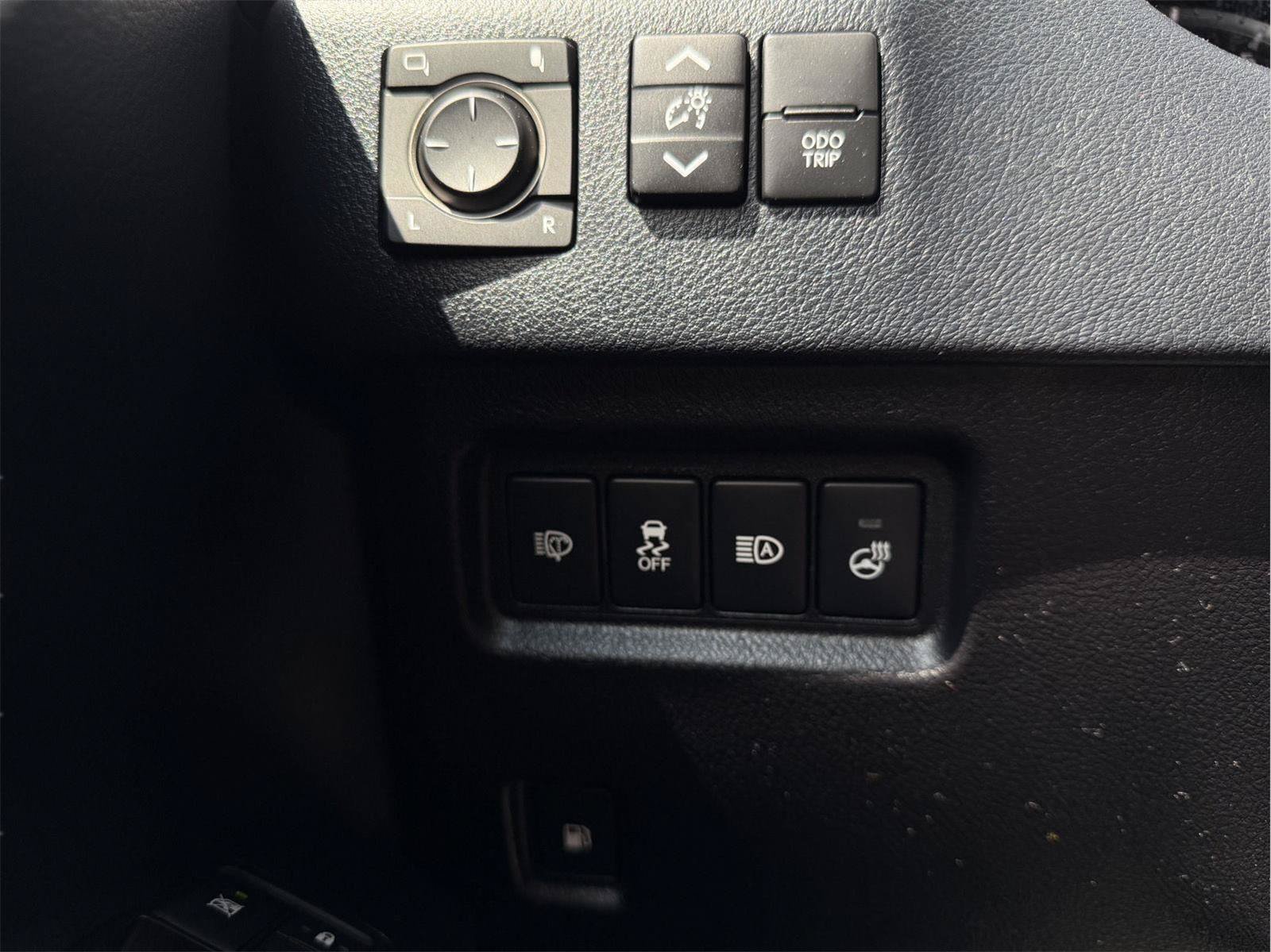 Certified 2023 Lexus GX 460 Premium w/ Premium Package AWD/4WD image 16