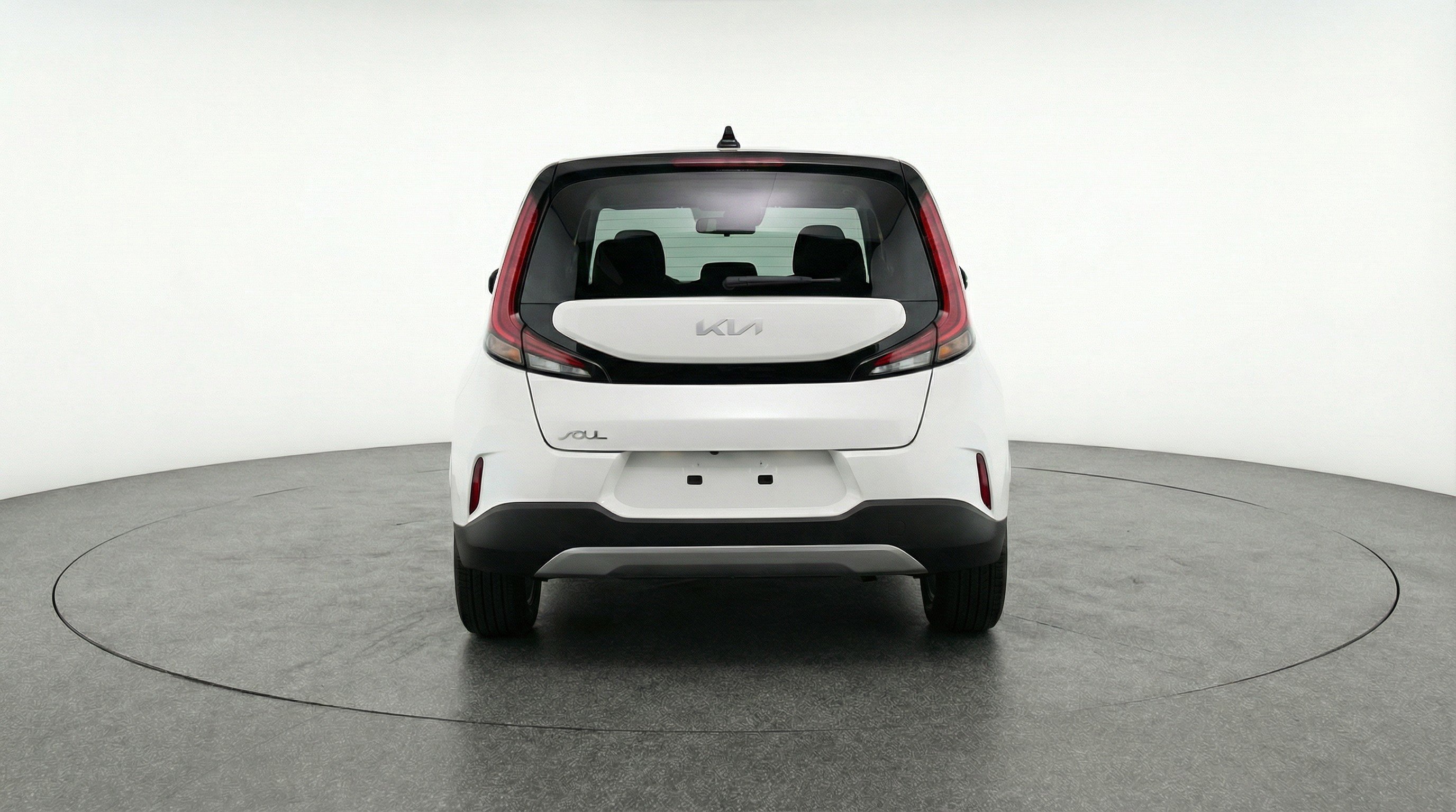 Used 2025 Kia Soul LX w/ LX Technology Package FWD image 7