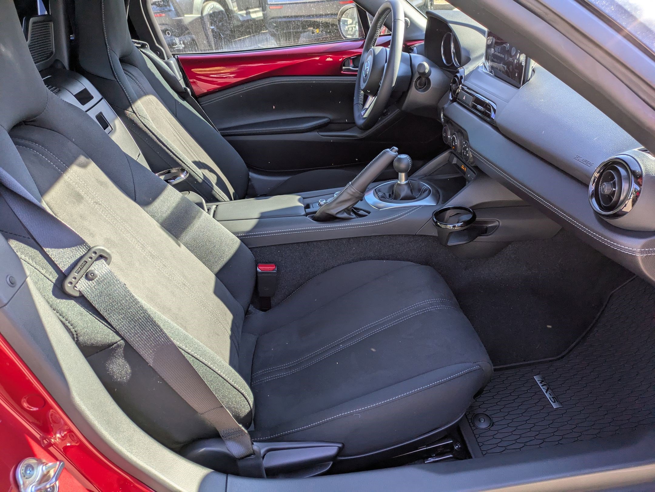 New 2025 MAZDA MX-5 Miata Club image 17