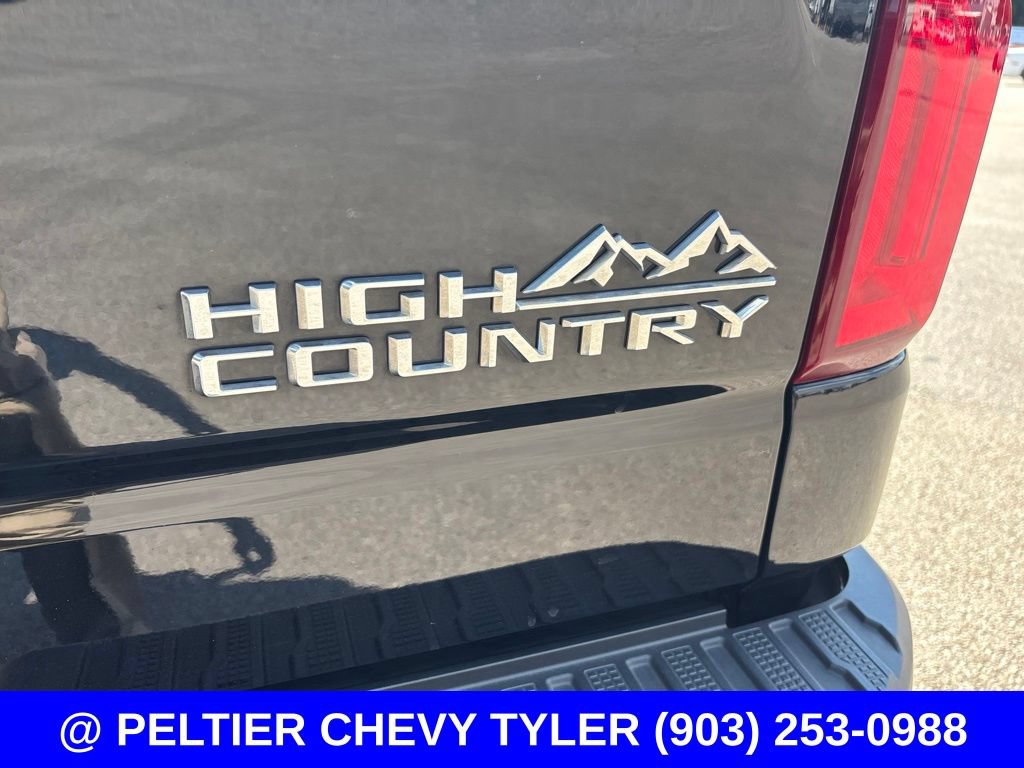 Used 2023 Chevrolet Silverado 1500 High Country w/ Technology Package AWD/4WD image 10