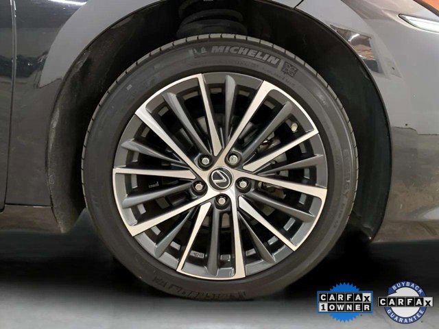 Used 2023 Lexus ES 300h w/ Premium Package image 29