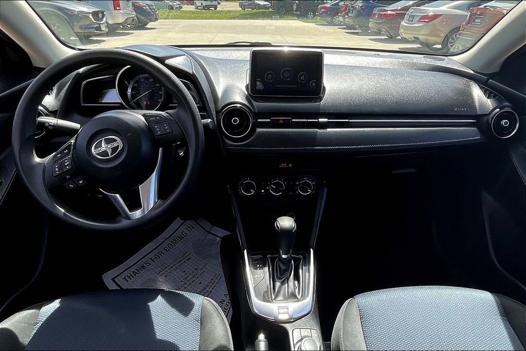 Used 2016 Scion iA FWD image 7