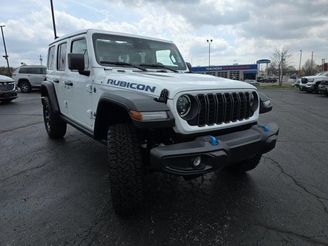 Used 2025 Jeep Wrangler Unlimited Rubicon 4xe w/ Safety Group AWD/4WD image 11