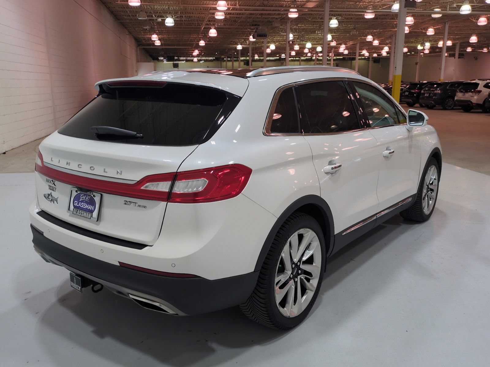 Used 2018 Lincoln MKX Reserve w/ Lincoln MKX Climate Package AWD/4WD image 3