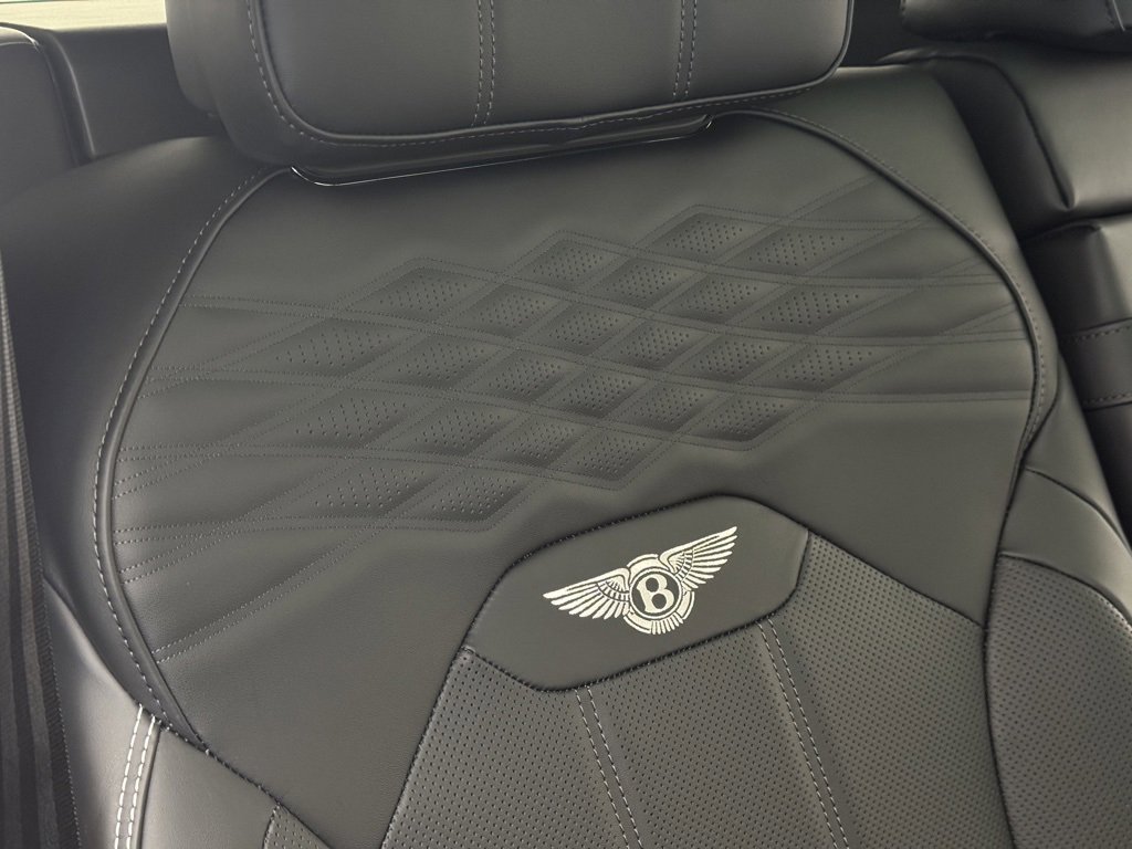 New 2025 Bentley Bentayga image 58