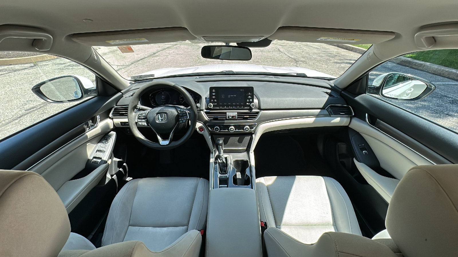 Used 2018 Honda Accord LX image 24