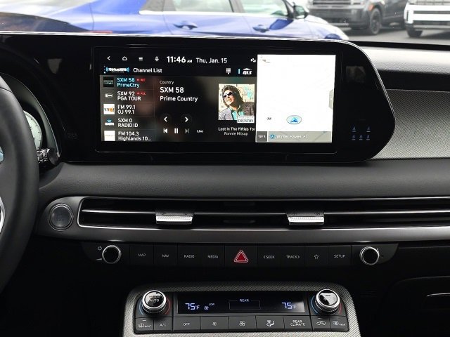 Used 2023 Hyundai Palisade SEL w/ Premium Package image 17