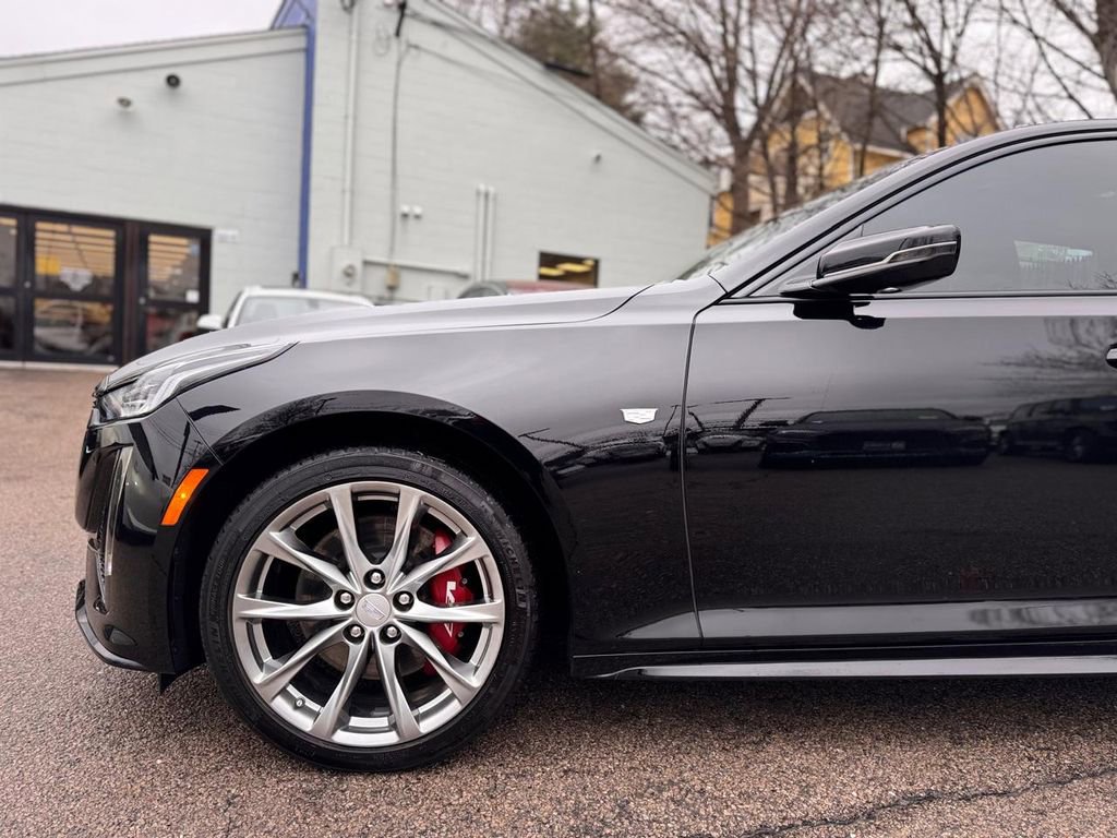 Used 2024 Cadillac CT5 Sport w/ Technology Package image 10