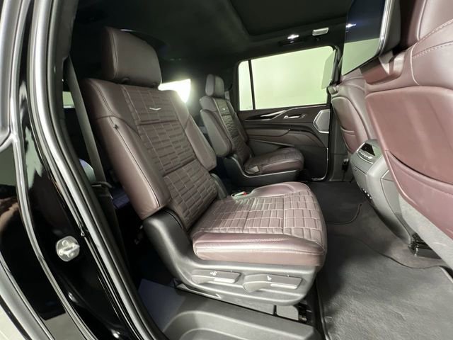 Certified 2024 Cadillac Escalade ESV Sport Platinum image 28