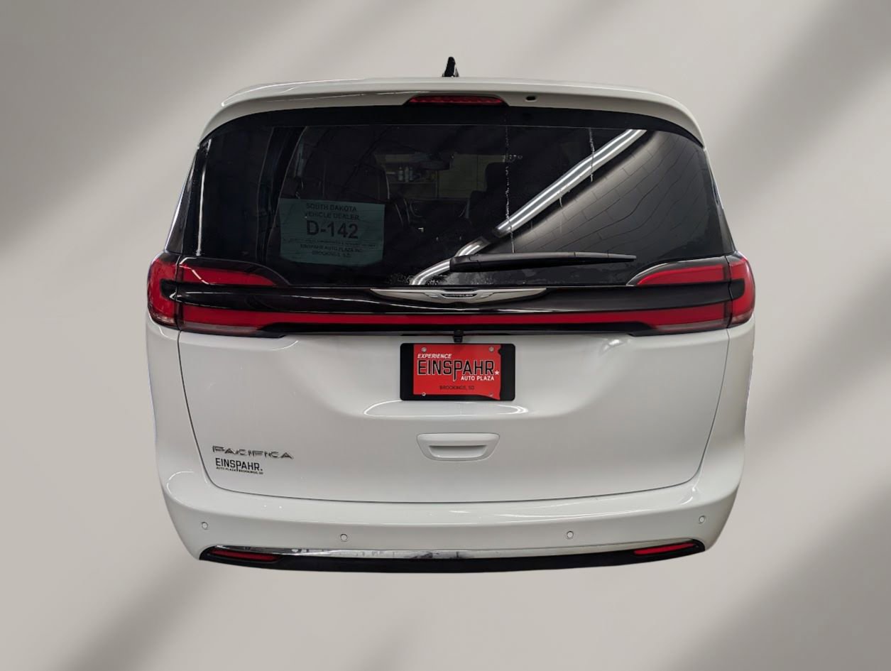 New 2026 Chrysler Pacifica Select image 28
