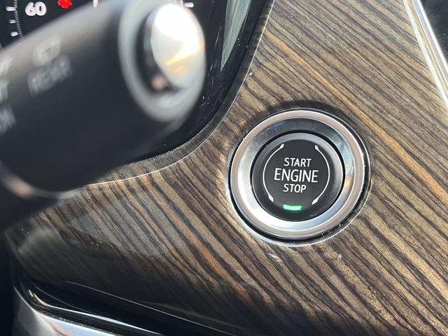 Used 2020 Cadillac XT6 FWD image 38