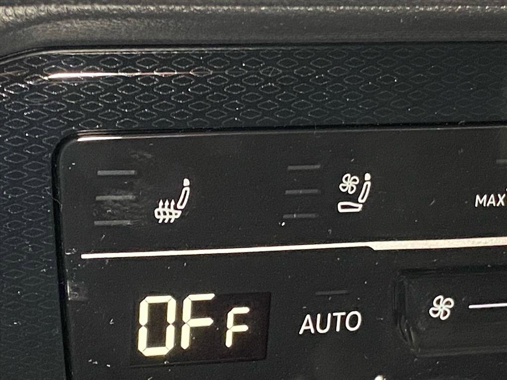 New 2026 Volkswagen Taos SEL AWD/4WD image 11