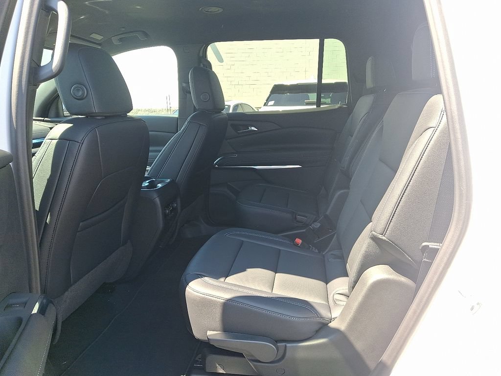 New 2026 Chevrolet Traverse LT FWD image 5