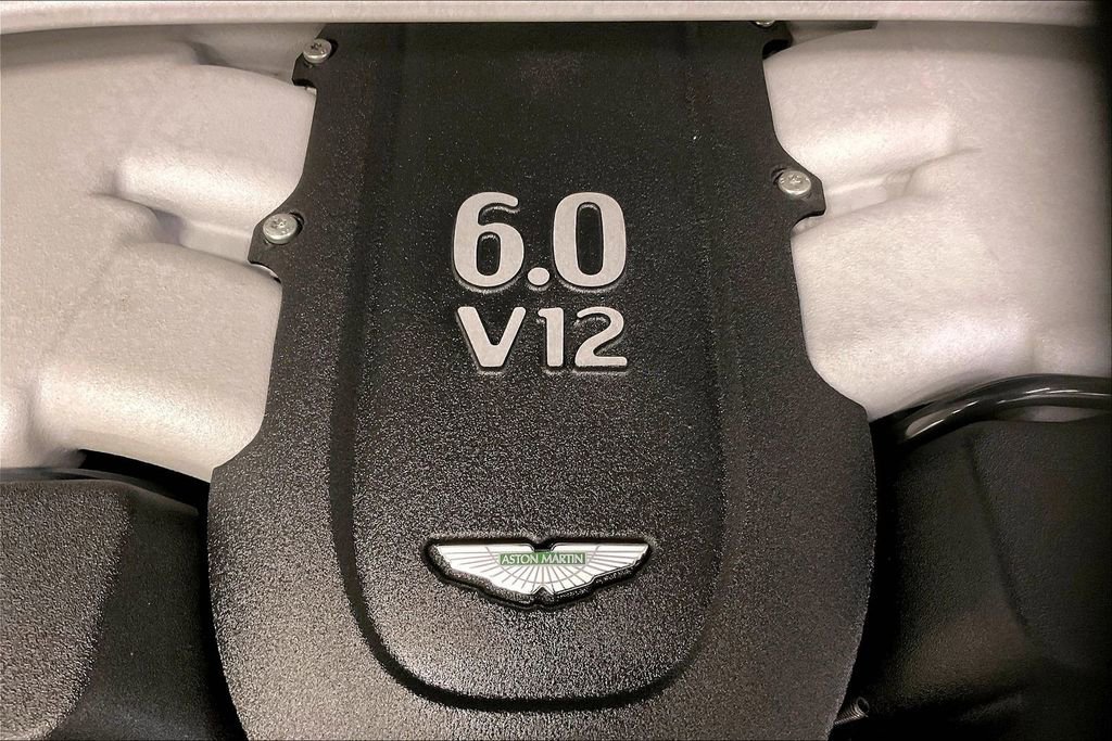 Used 2013 Aston Martin DB9 Volante image 16