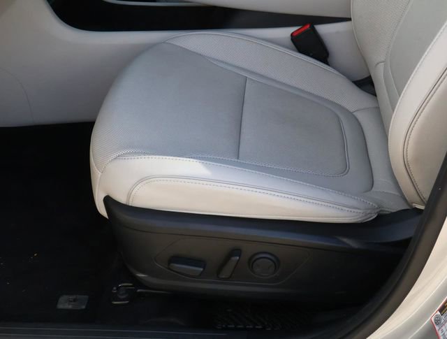 Certified 2025 Hyundai Tucson Limited image 14