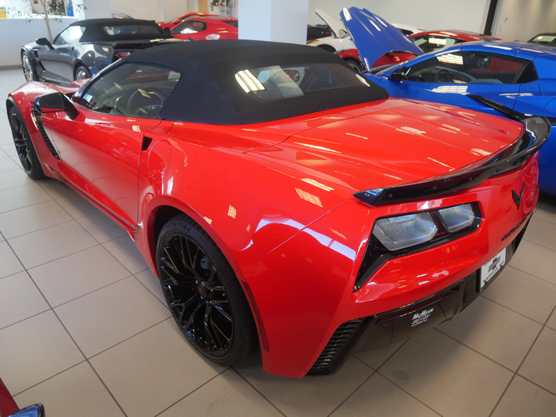 Used 2016 Chevrolet Corvette Z06 w/ 2LZ Preferred Equipment Group image 4