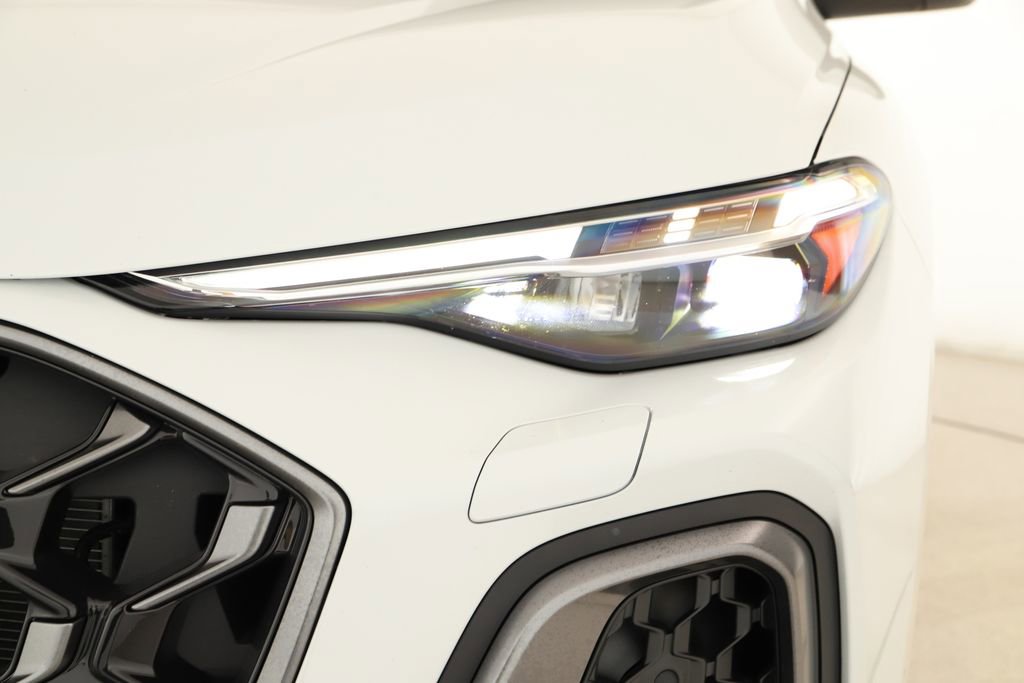 Certified 2025 Audi Q5 Premium Plus w/ Premium Plus AWD/4WD image 41