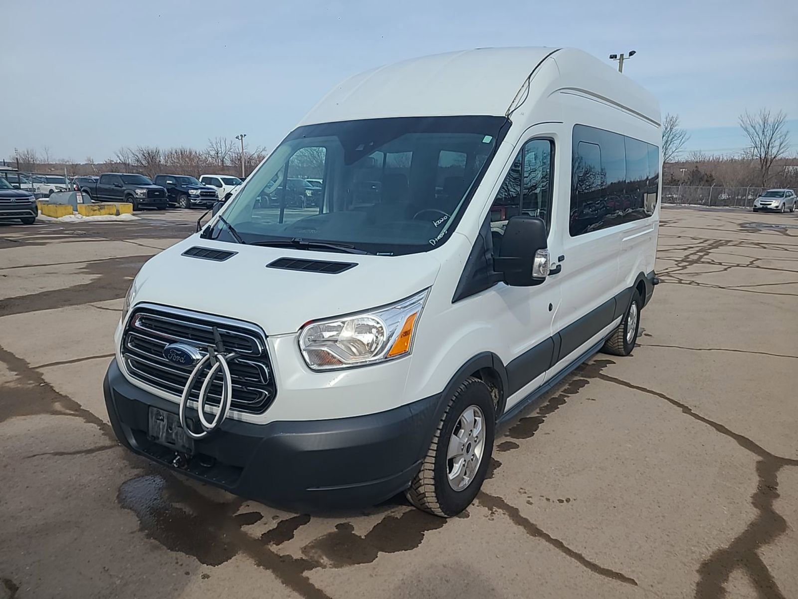 Used 2018 Ford Transit 350 XLT RWD image 1
