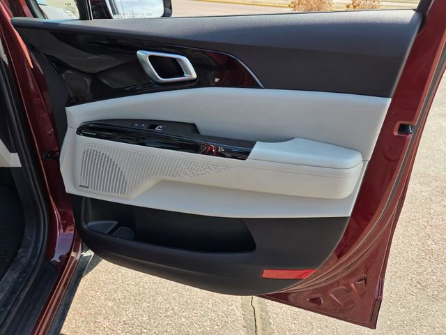 Used 2024 Kia Carnival SX Prestige FWD image 41