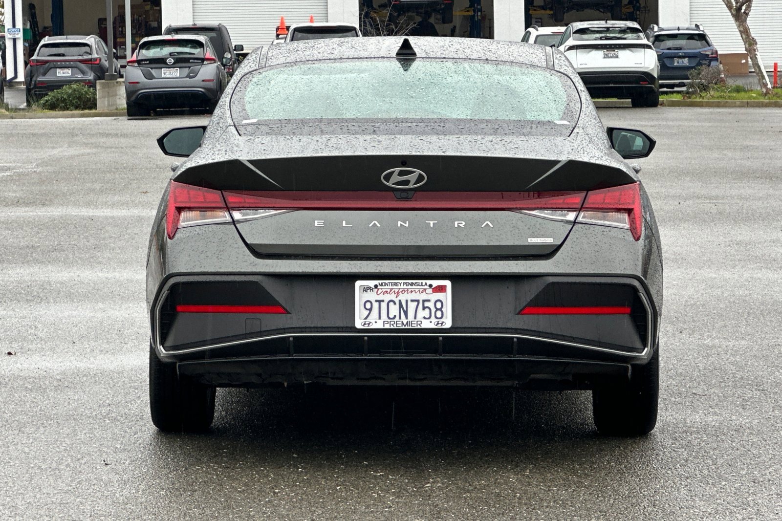 Used 2025 Hyundai Elantra Blue image 5