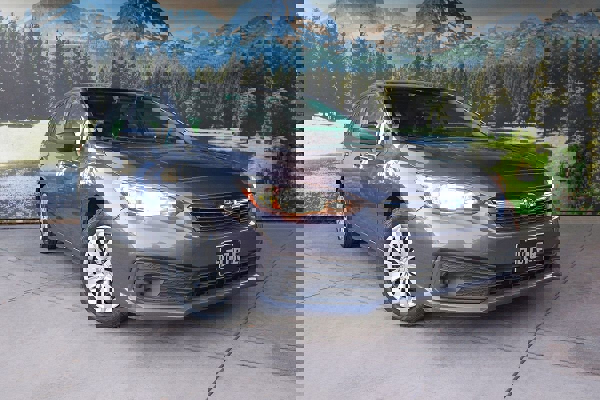 Used 2023 Subaru Impreza 2.0i image 3