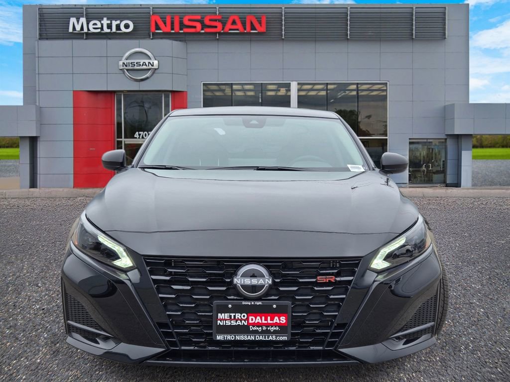 New 2026 Nissan Altima 2.5 SR FWD image 2