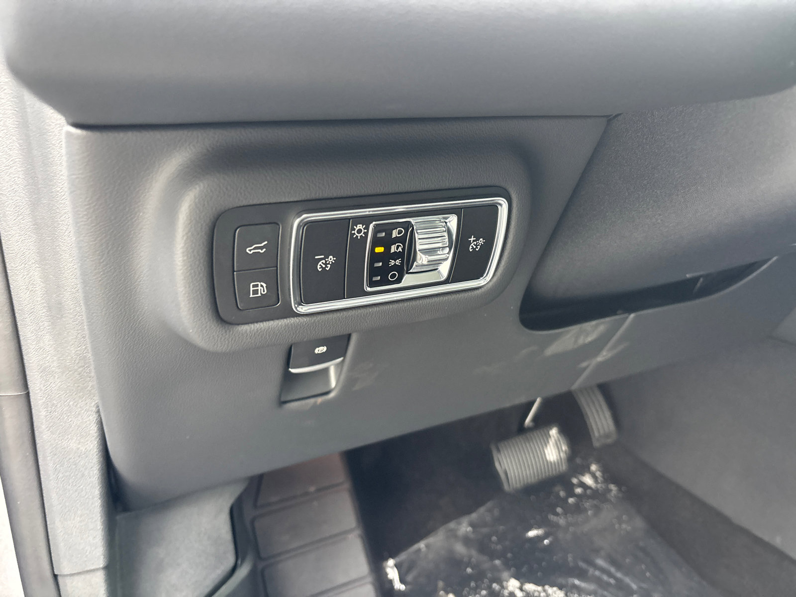 New 2026 Lincoln Nautilus Premier image 14