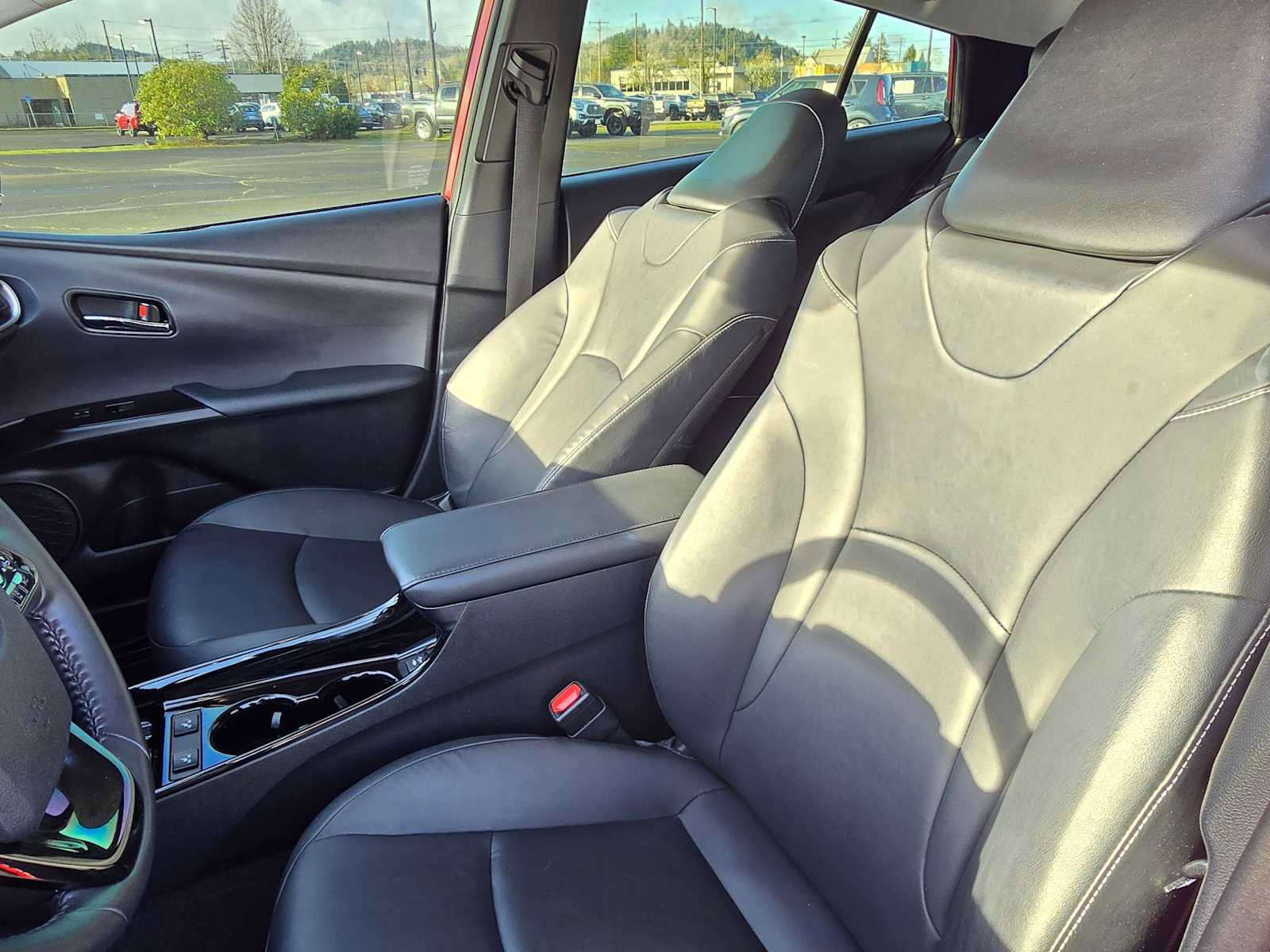 Certified 2021 Toyota Prius Prime XLE image 24