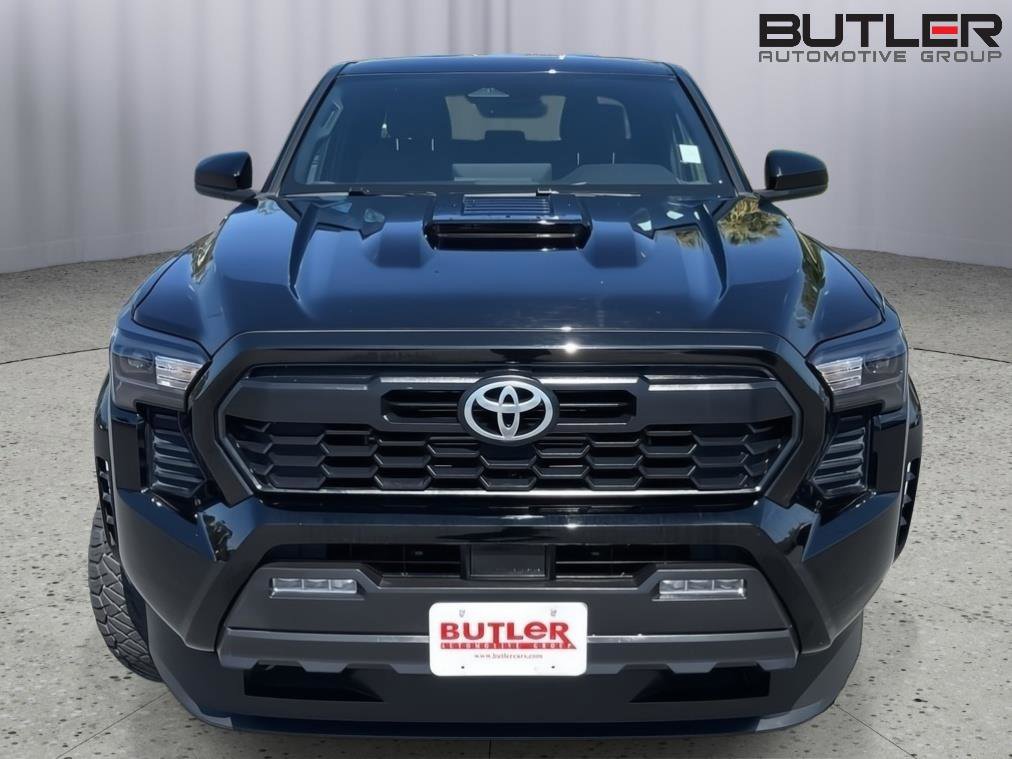 Used 2024 Toyota Tacoma TRD Sport image 8