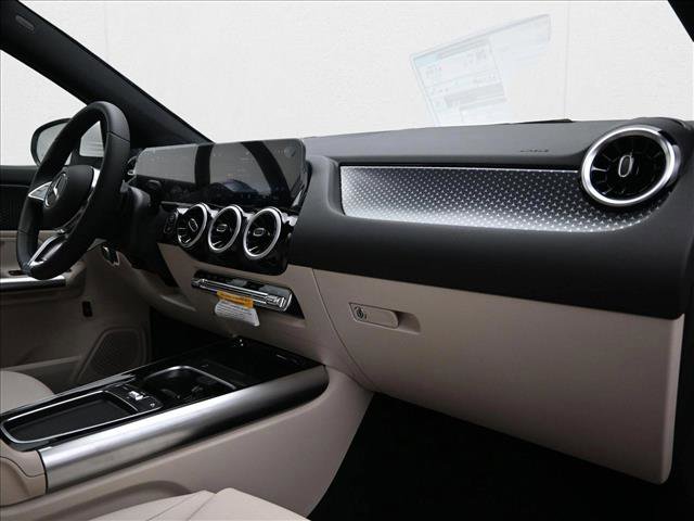 New 2025 Mercedes-Benz GLA 250 4MATIC image 27