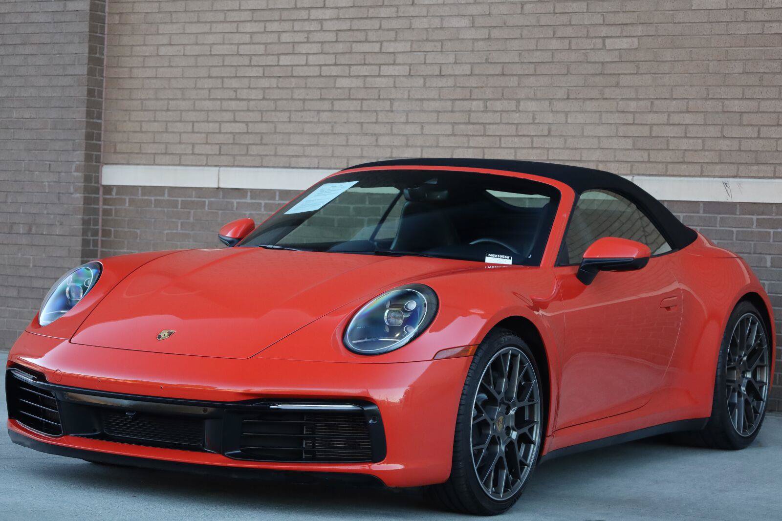 Used 2021 Porsche 911 Carrera w/ Premium Package RWD image 9
