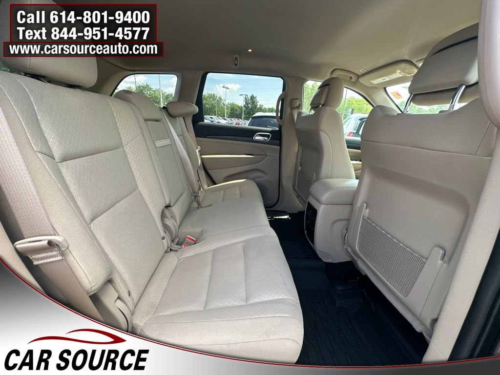 Used 2021 Jeep Grand Cherokee Laredo AWD/4WD image 25