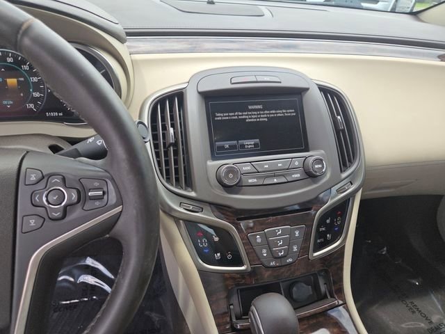 Used 2016 Buick LaCrosse Premium FWD image 30