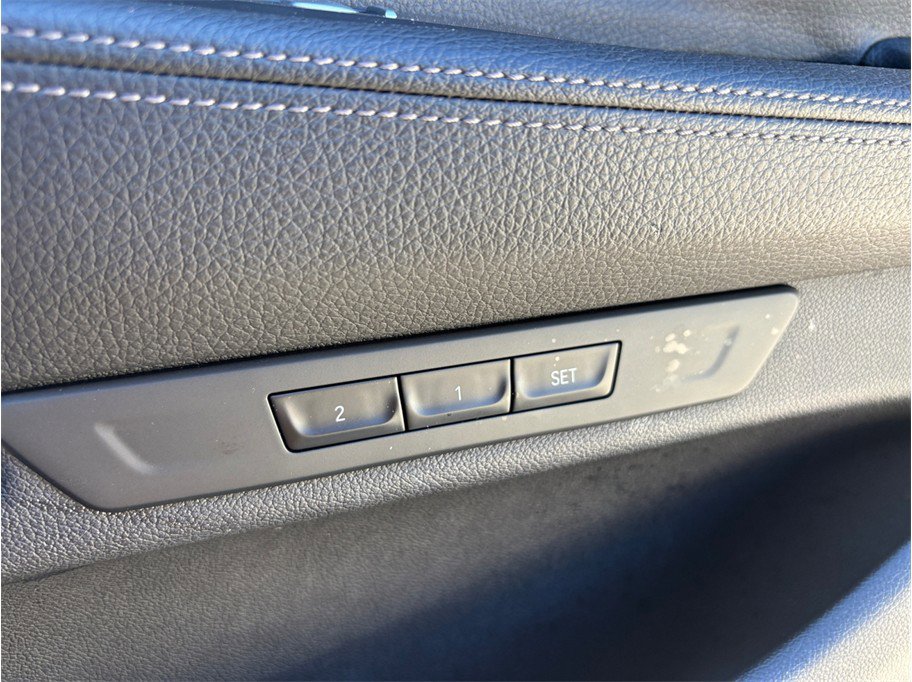 Used 2019 BMW 740i 740i Sedan 4D w/ M Sport Package image 45