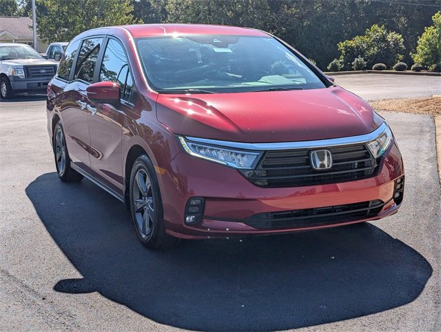 Used 2024 Honda Odyssey EX image 3