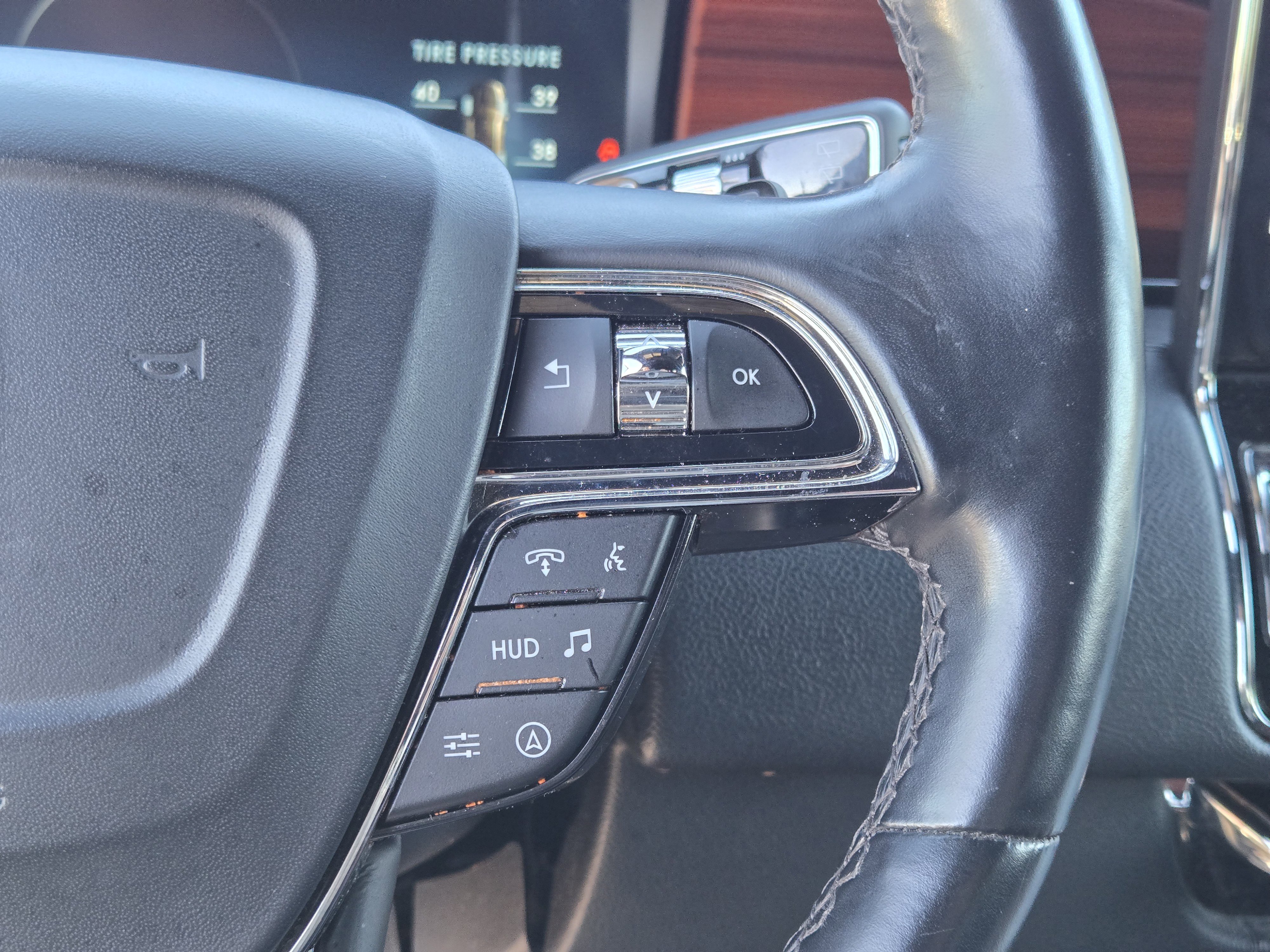 Used 2024 Lincoln Navigator Reserve image 29