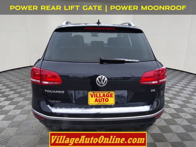 Used 2017 Volkswagen Touareg Wolfsburg Edition image 3