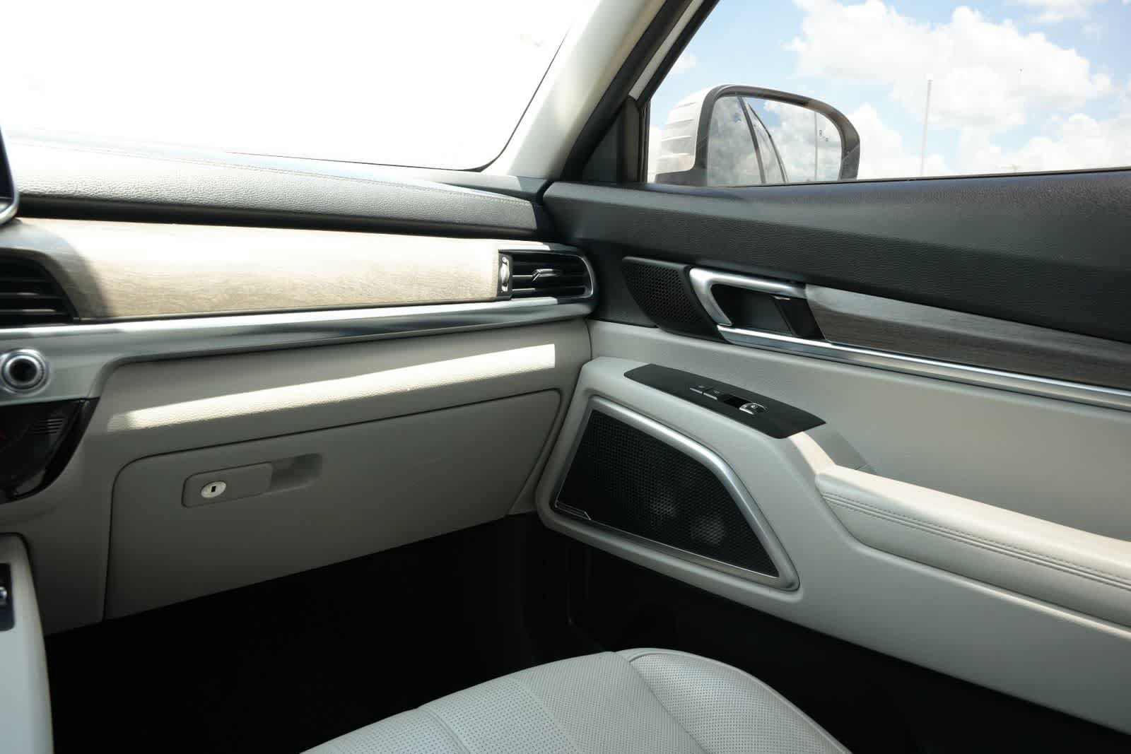 Used 2020 Kia Telluride EX w/ EX Premium Package FWD image 8