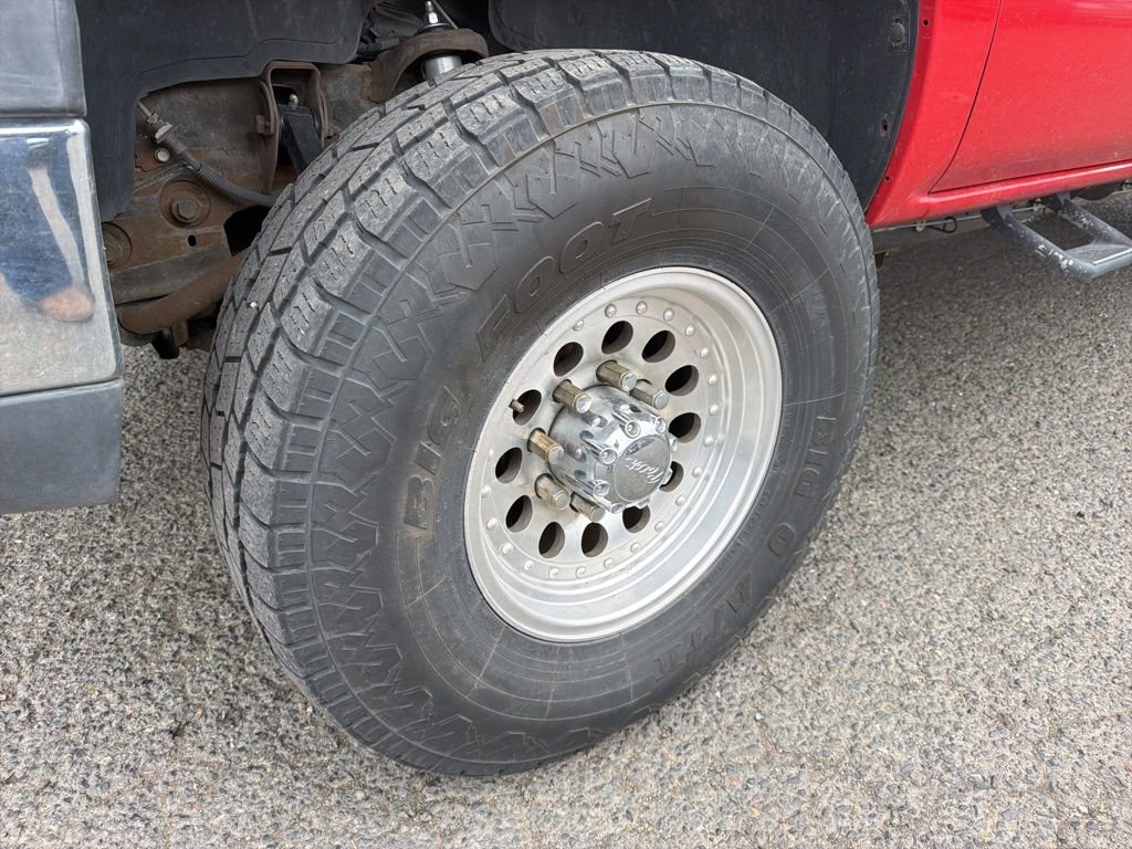 Used 2006 Chevrolet Silverado 2500 LT w/ Skid Plate Package image 9