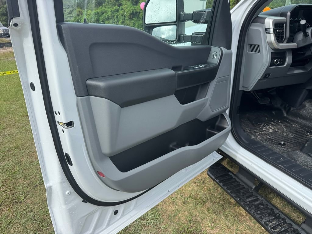 New 2026 Ford F250 XL image 23
