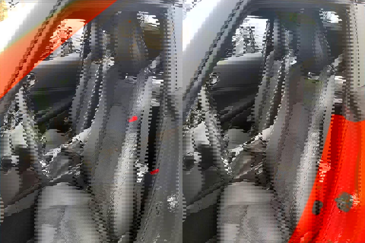 Used 2024 Nissan Z Performance w/ Heritage Edition image 26