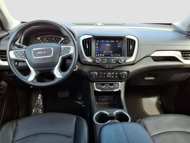 Used 2024 GMC Terrain SLT image 12