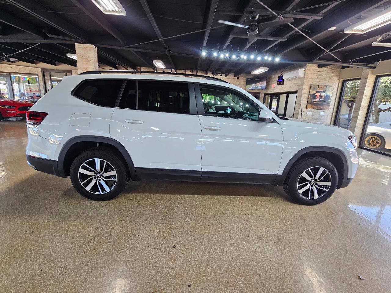 Used 2022 Volkswagen Atlas SE FWD image 8