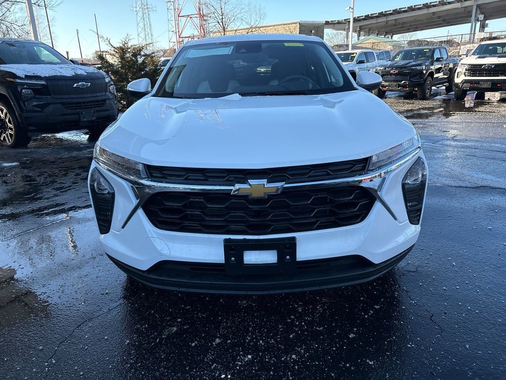 New 2026 Chevrolet Trax LS w/ LS Convenience Package video 2