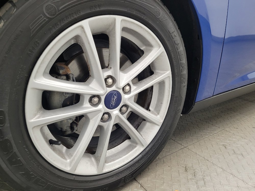 Used 2018 Ford Focus SE FWD image 31