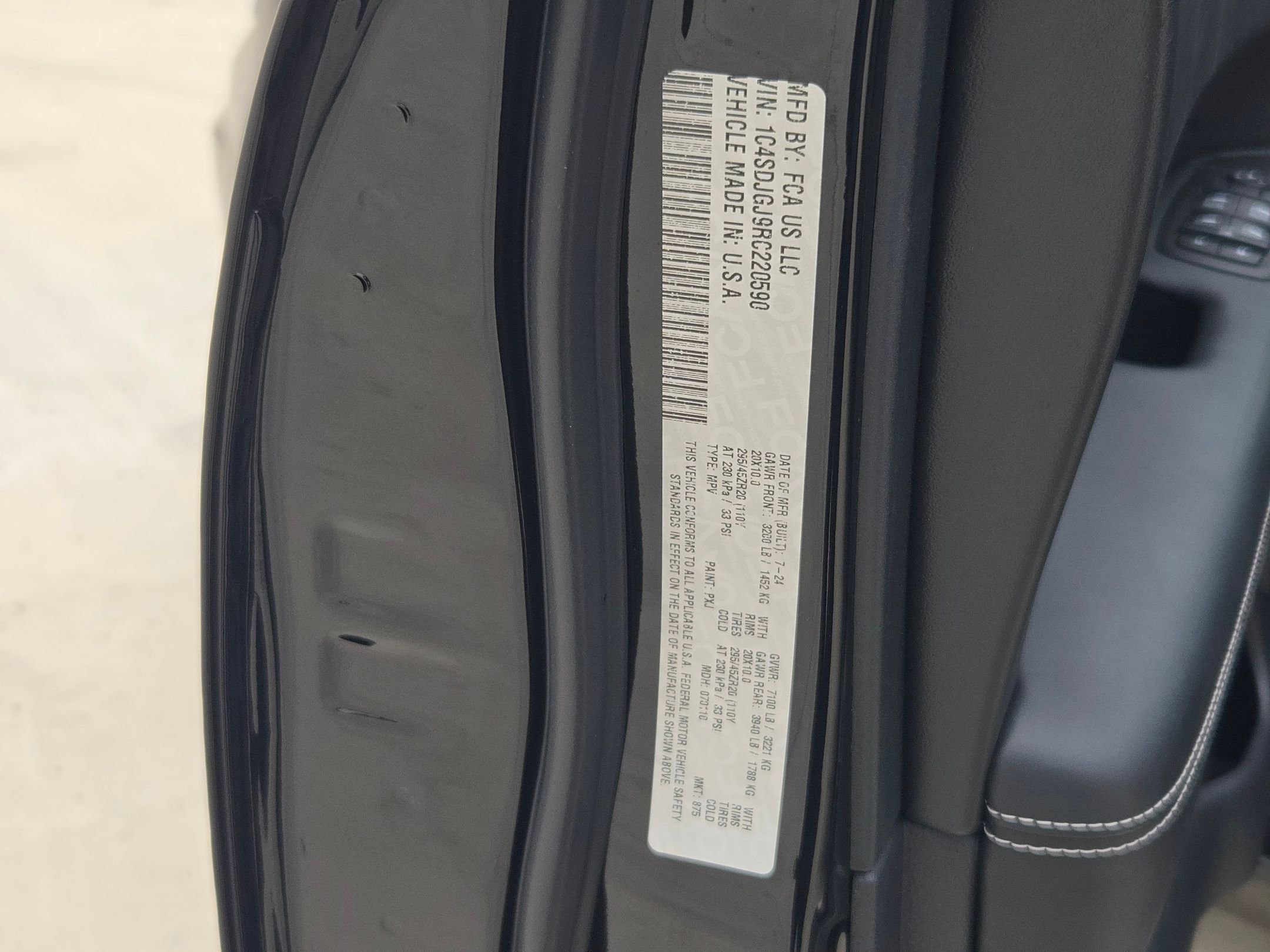 Used 2024 Dodge Durango SRT AWD/4WD image 33